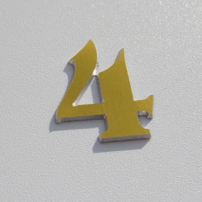 číslo na dveře – zlaté 4